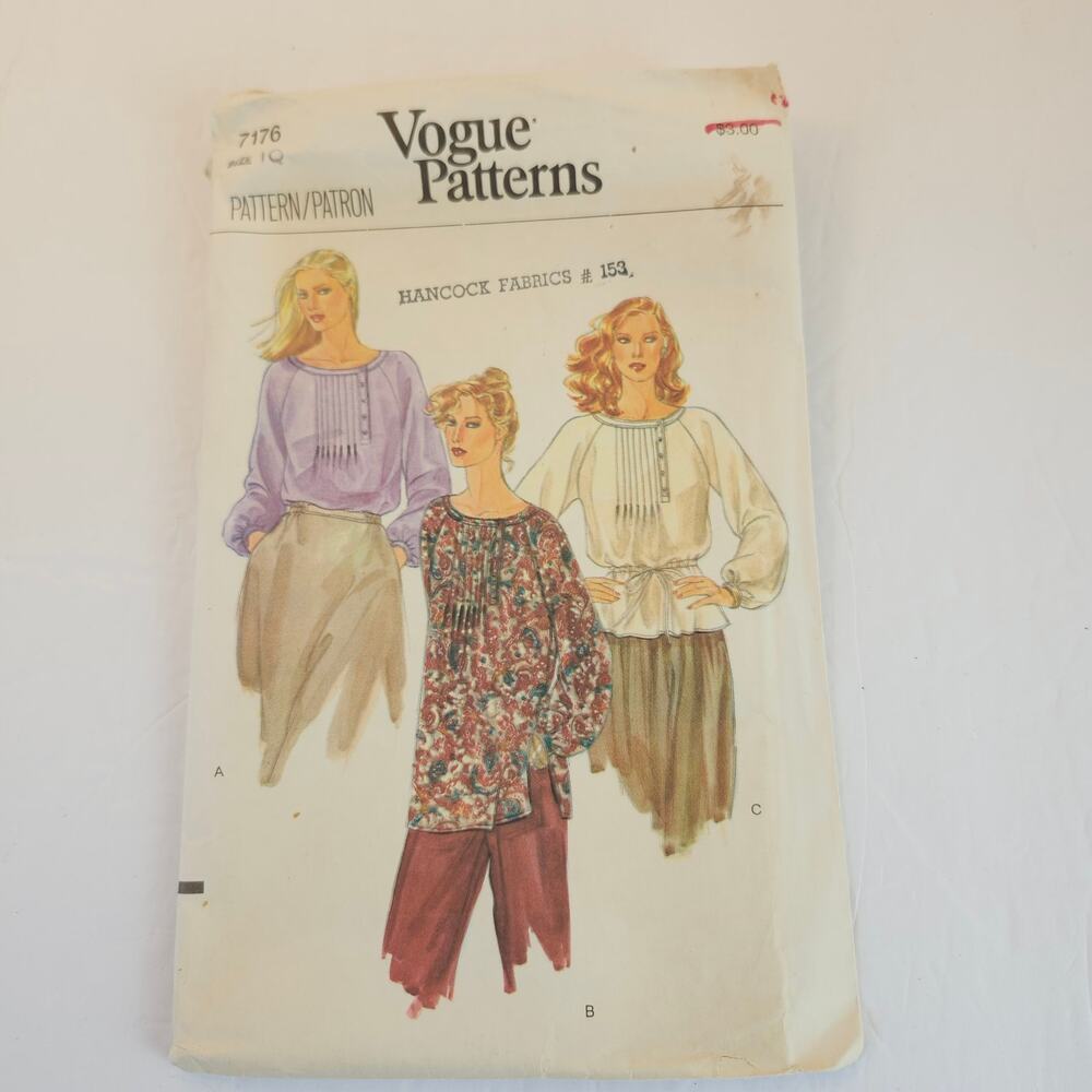 Vogue Vintage Pattern CUT 7176 Women's Pleated Blouse Tunic Size 10 Loose Fit